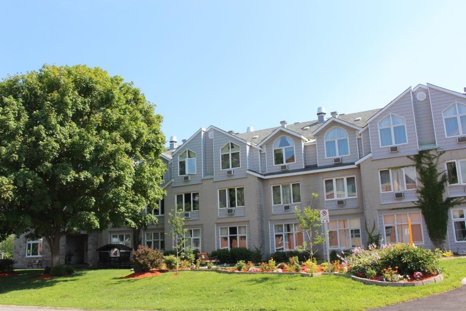 Thorncliffe Place Ottawa