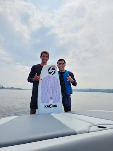 DREAMWAKE Academy Singapore 