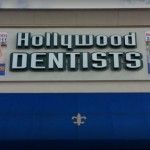 Hollywood Dentists, Houston, logo