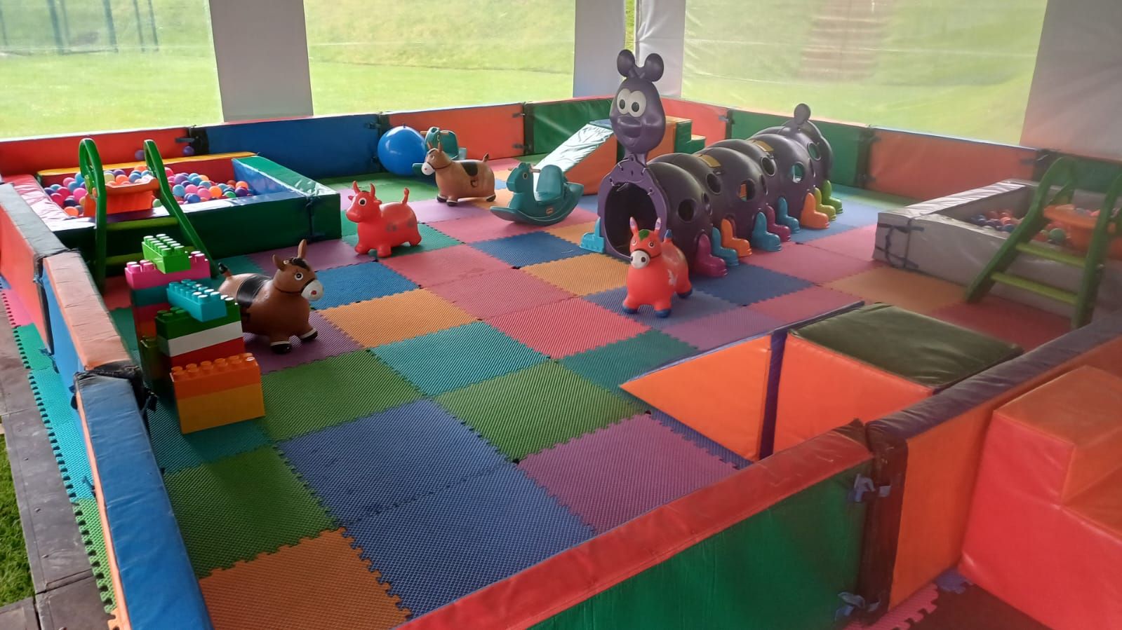 La Hormiga Play CDMX