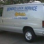 Bonded Lock Service Inc., Medford, logo