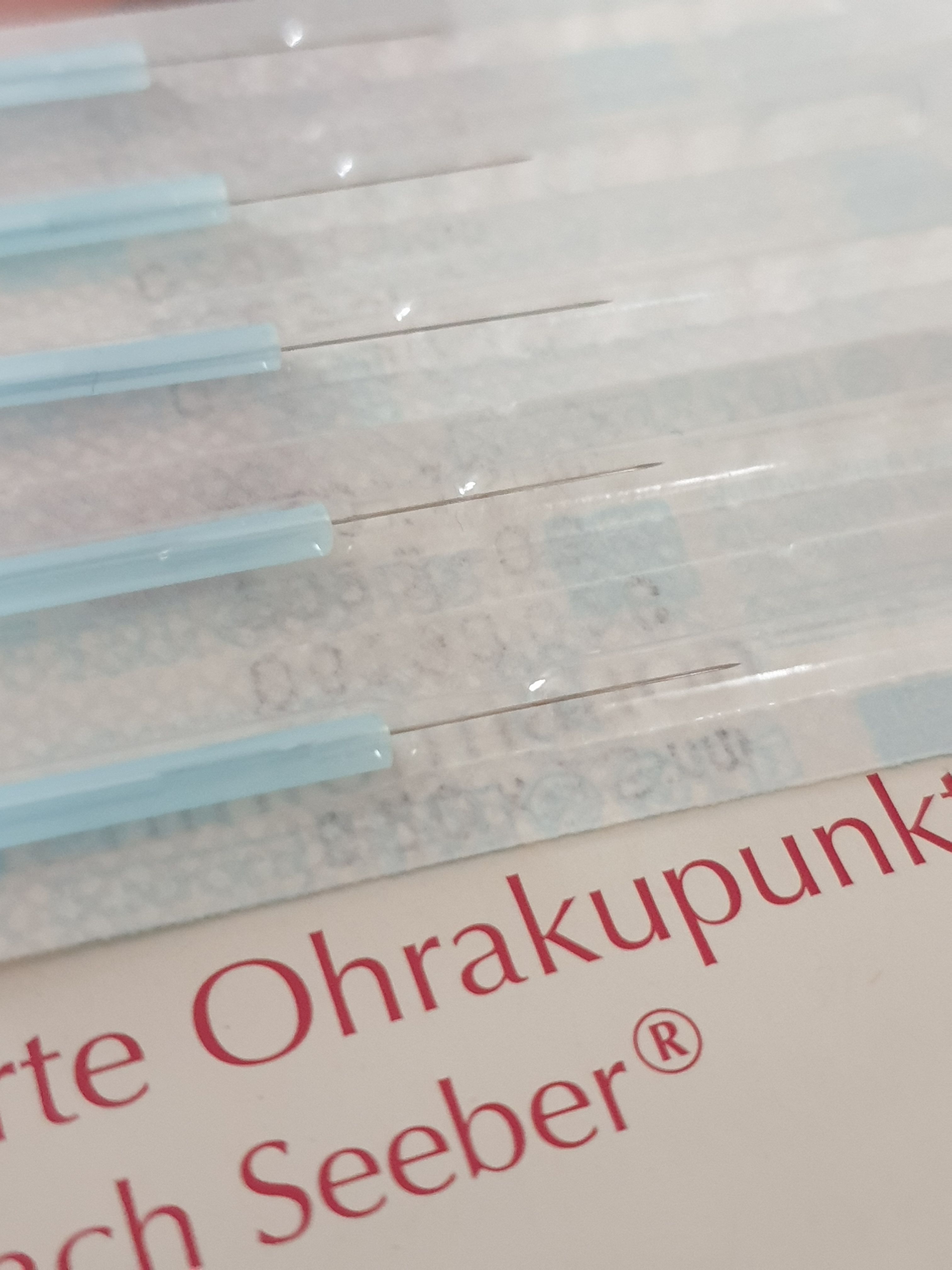 Potsdam Berlin Zehlendorf Bioresonanztherapie Blutegelbehandlung Vitamininfusionen Kryolipolyse Cellulite-Massage Potsdam Akupunktur - Ohrakupunktur Potsdam gegen Schmerzen, Kopfschmerzen, Migräne, zur Raucherentwöhnung