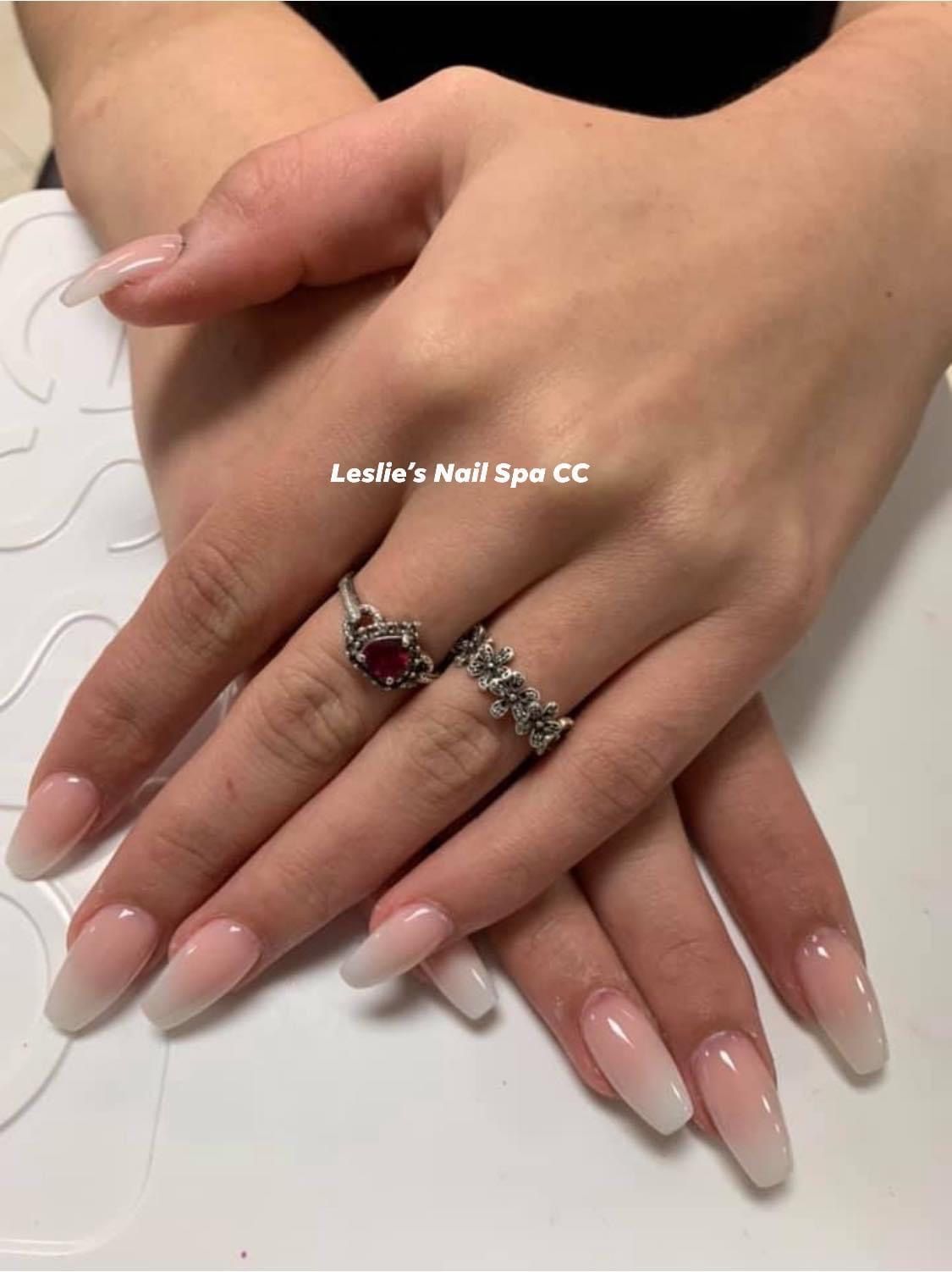 Leslie's Nails & Spa Corpus Christi 