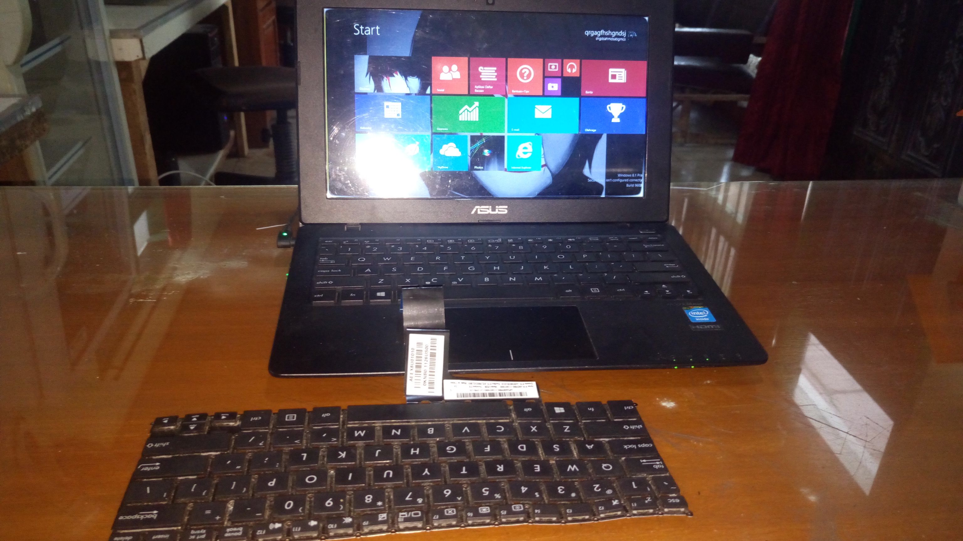 Laptop hardware and software service