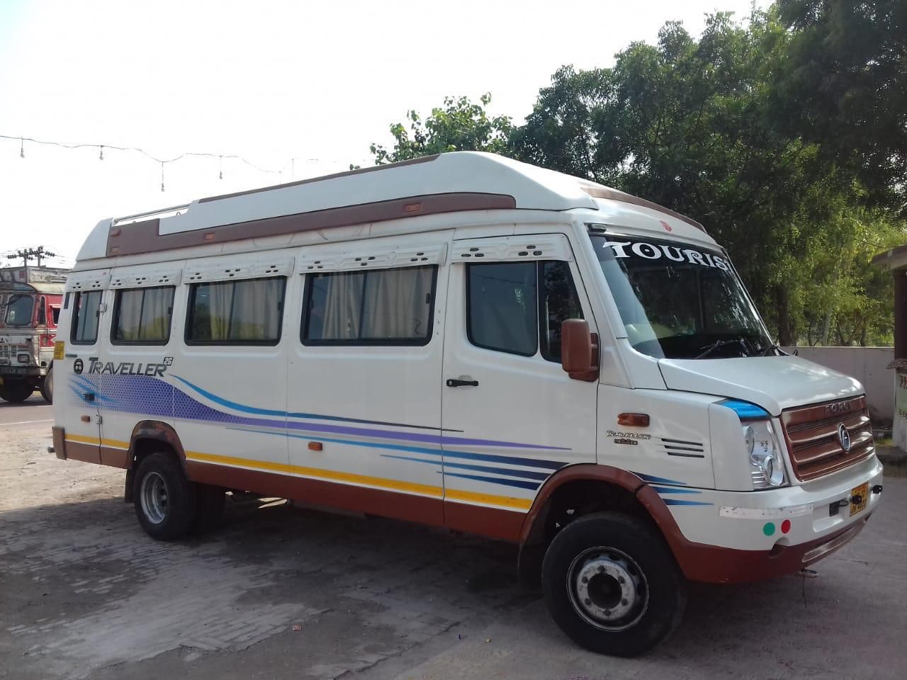 26seater Tempo Traveller in Lucknow