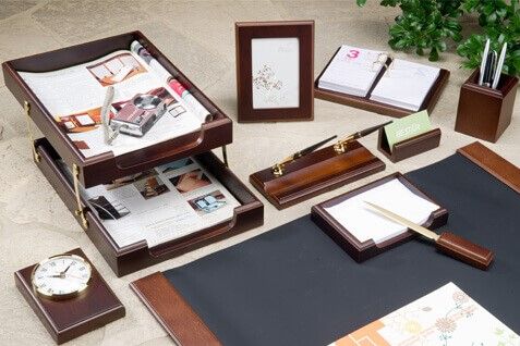 Economic 10 PC Desk Set