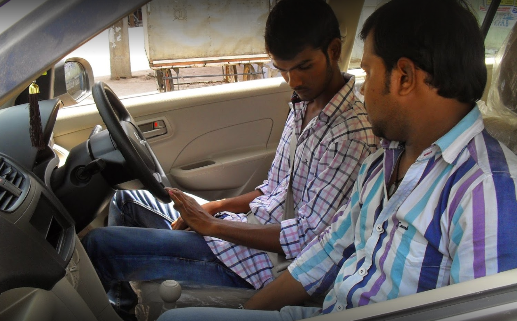 Driving School near Kalkaji 
