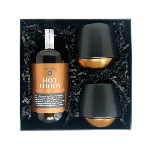 NEW YEAR CHEER GIFT BOX 