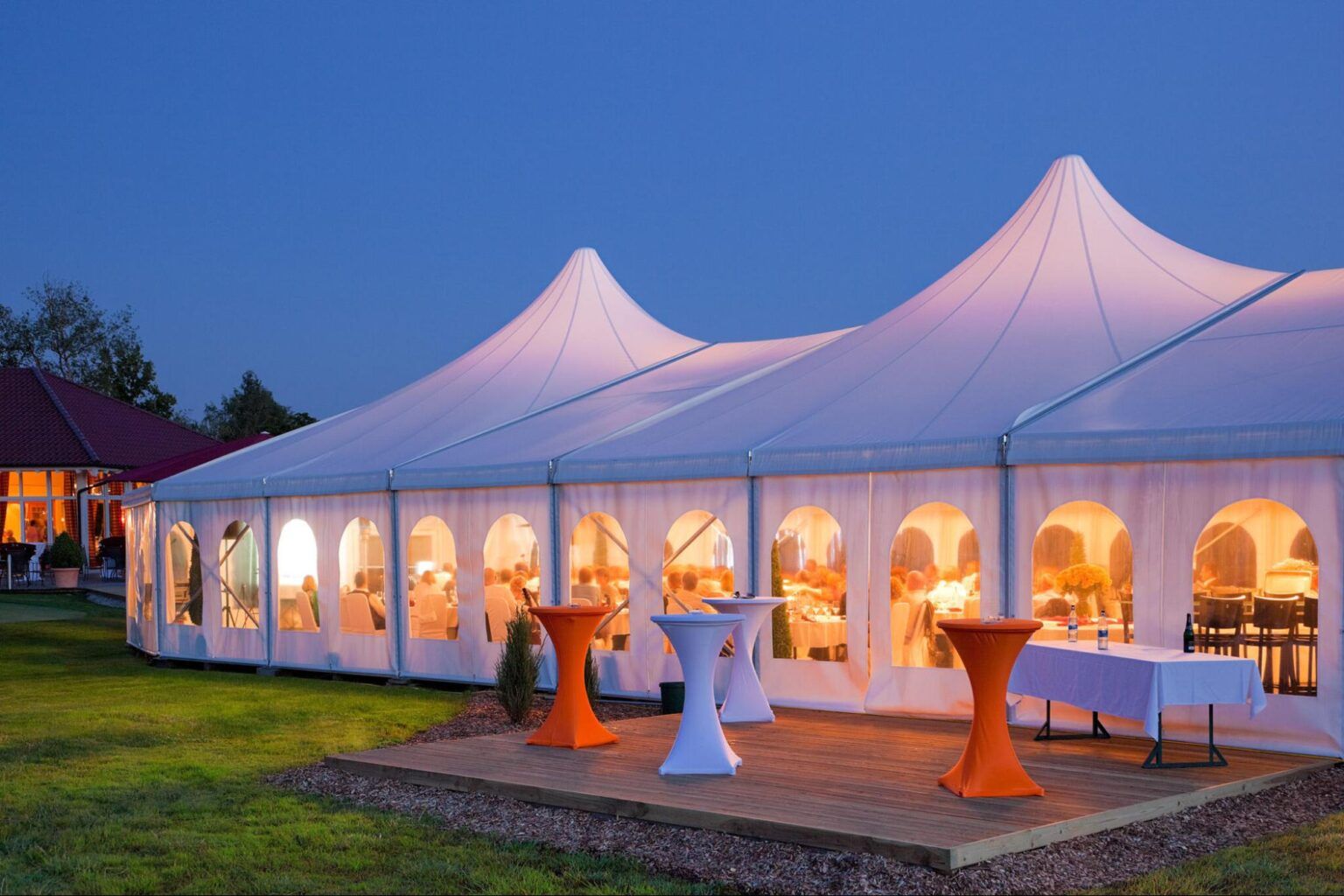 Tents supplier in UAE | Camping Tents | Wedding Tents | Relief Tentts