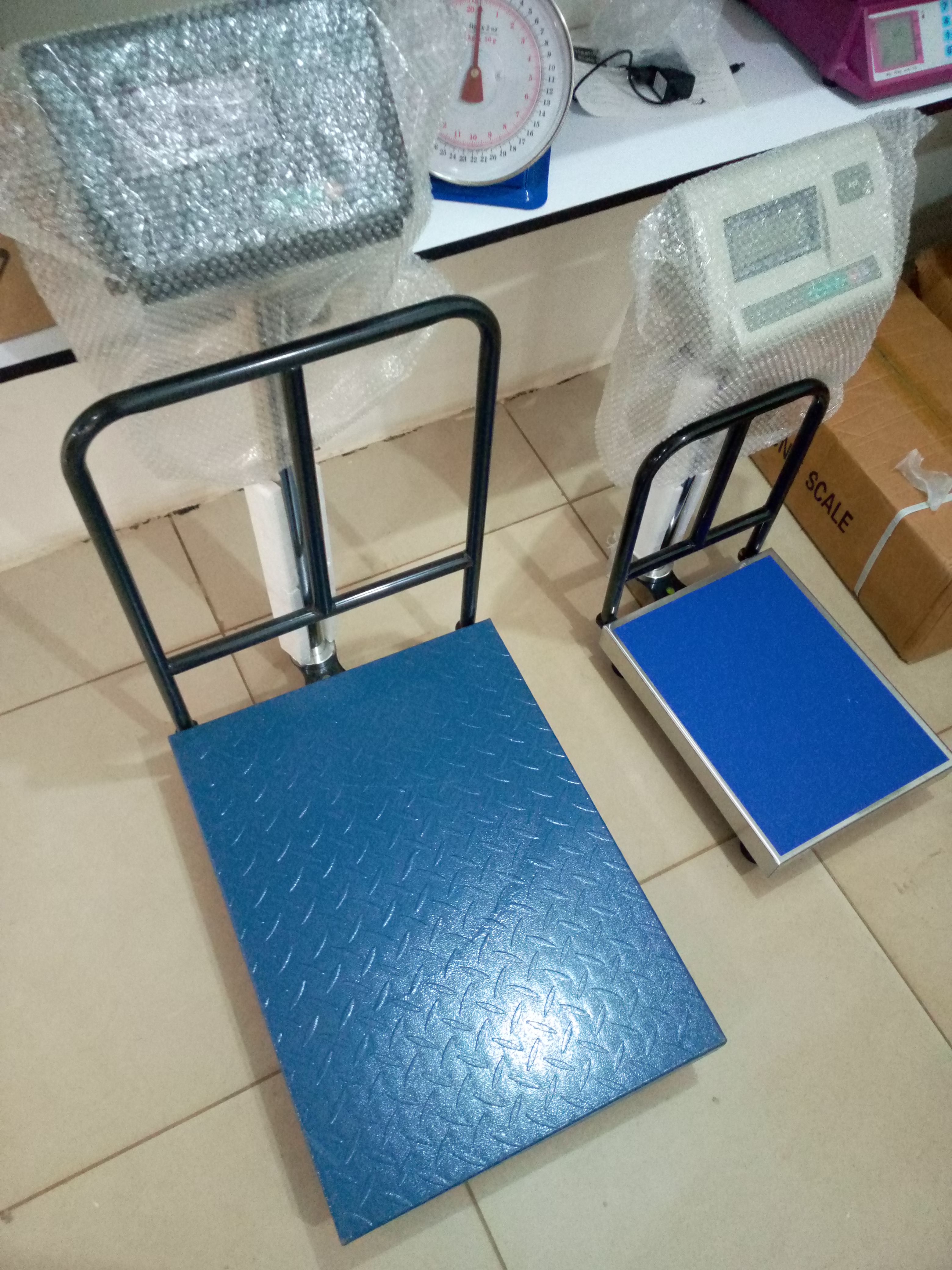 Digital platform weighing scales in Kampala