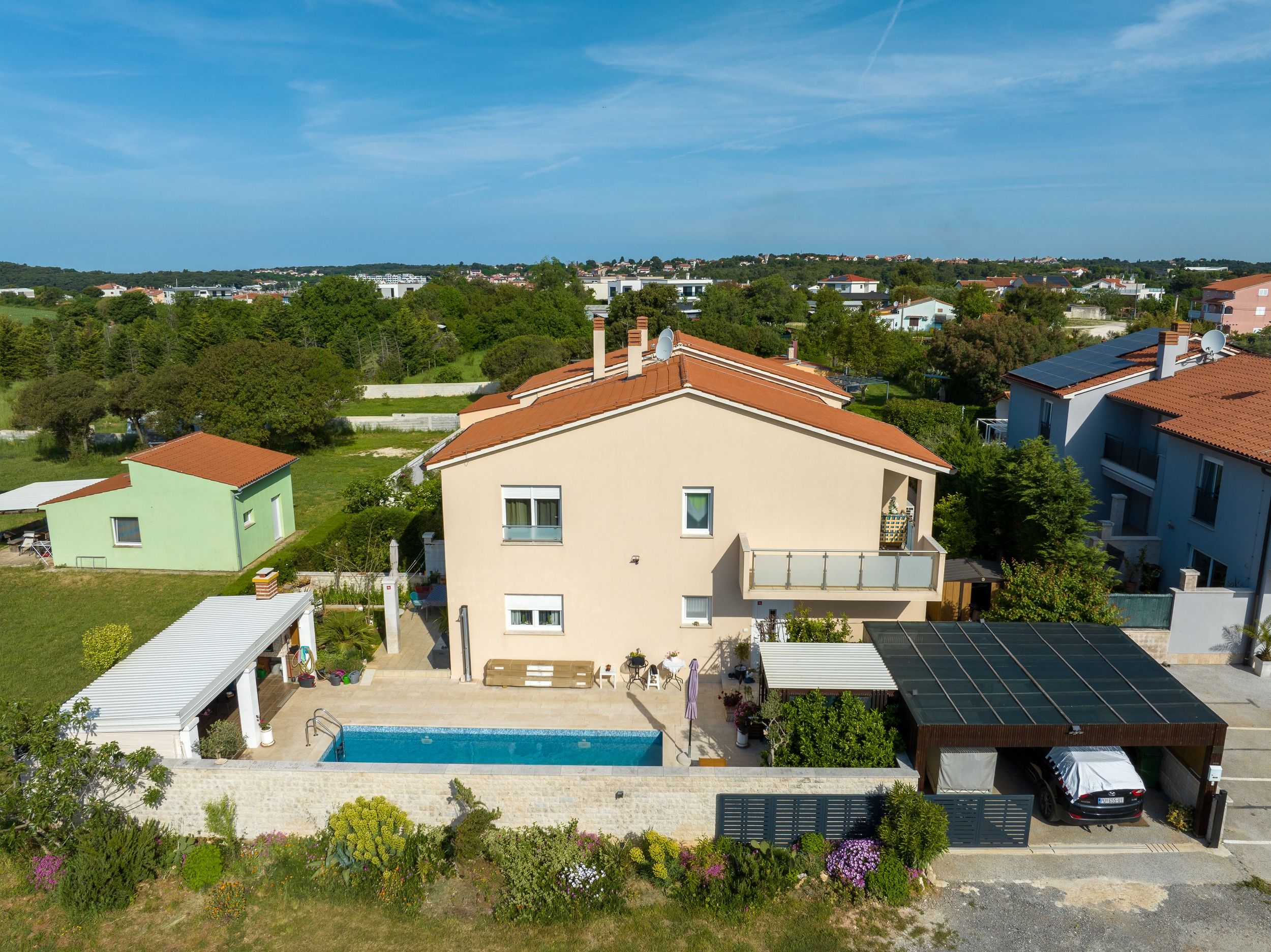 Family house with swimming pool next to Kamenjak Nature Park | Medulin